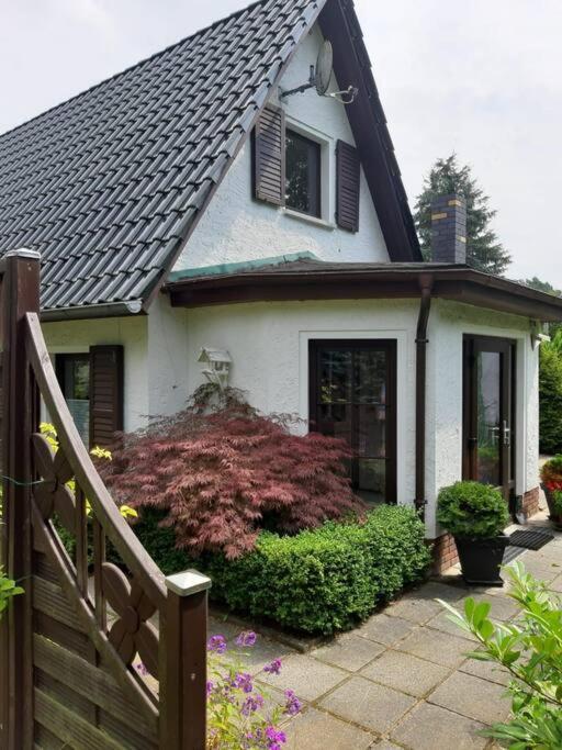 Gemuetliches Ferienhaus In Seenaehe Sewekow ภายนอก รูปภาพ